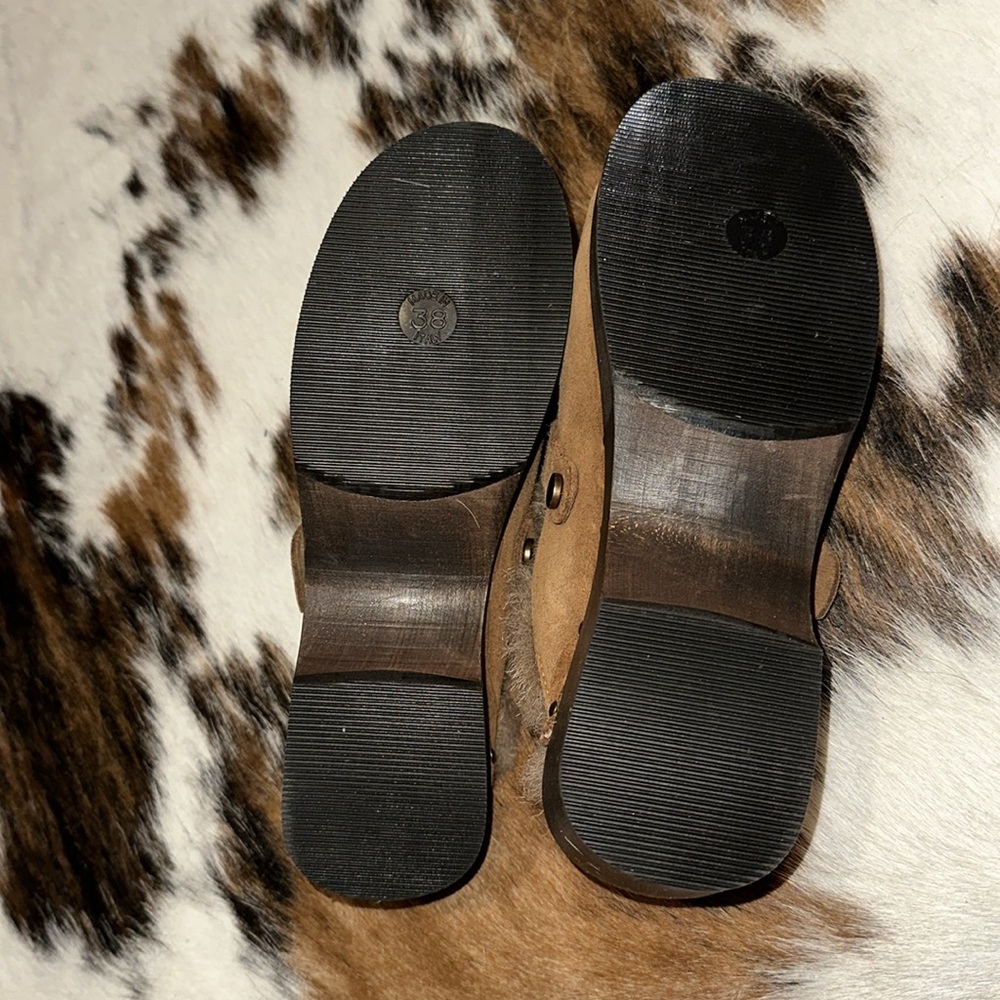 RE/DONE Cottagecore Brown Suede Clogs - Picture 8 of 8